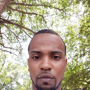 Meet your Posher, Jeremiah